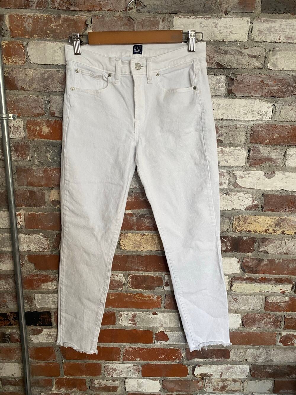 GAP White True Skinny Raw Hem Jeans Size 26